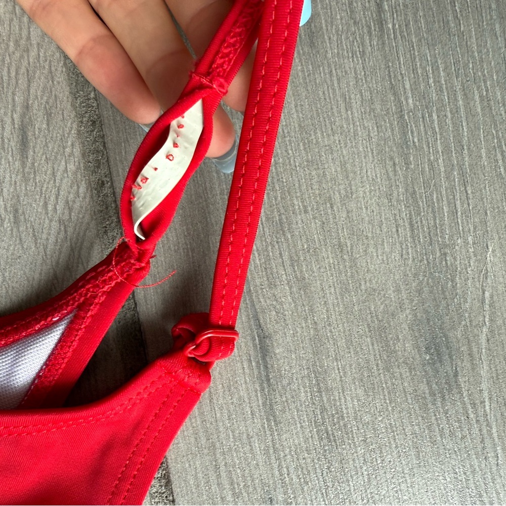 Chic Red Bikini Set - image 2